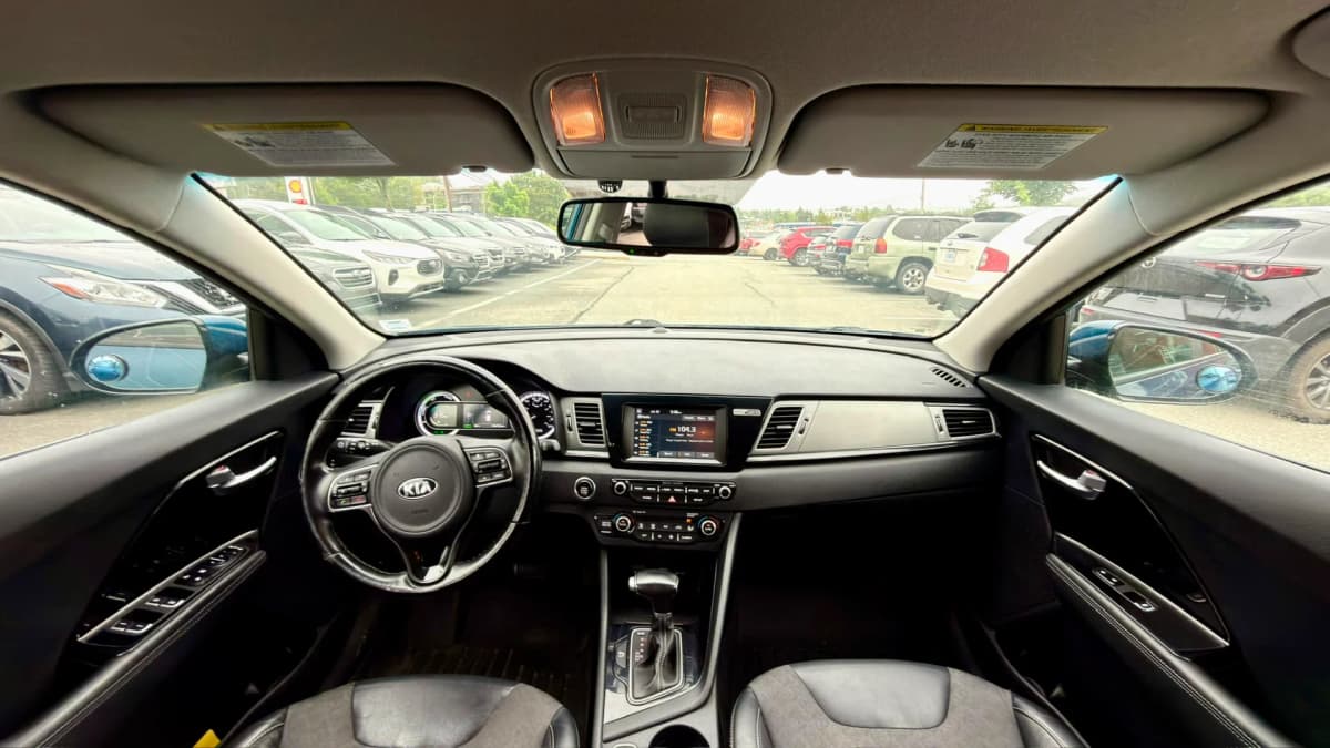 2018 KIA Niro EX FWD HYBRID photo 13