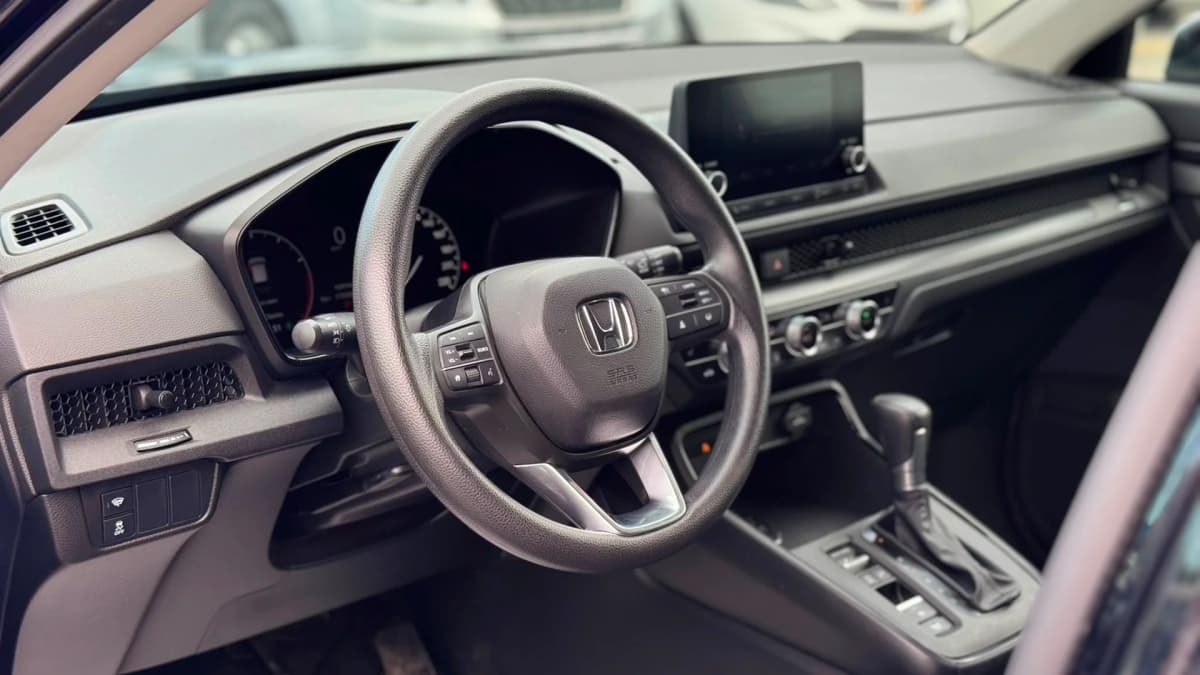 2023 Honda CR-V LX AWD photo 10