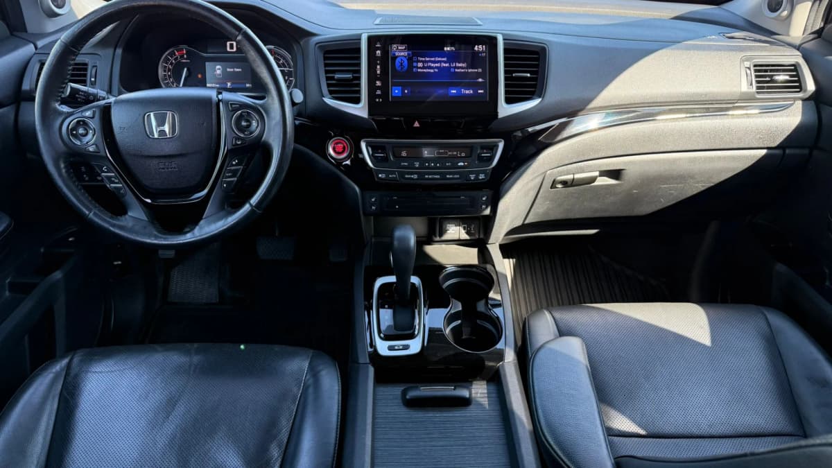 2018 Honda Ridgeline Touring 3.5L V6 AWD photo 12