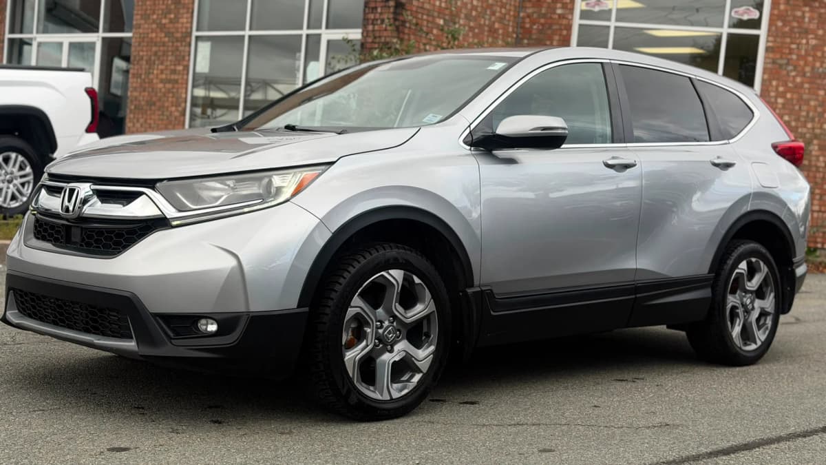 2017 Honda CR-V EX AWD photo 1