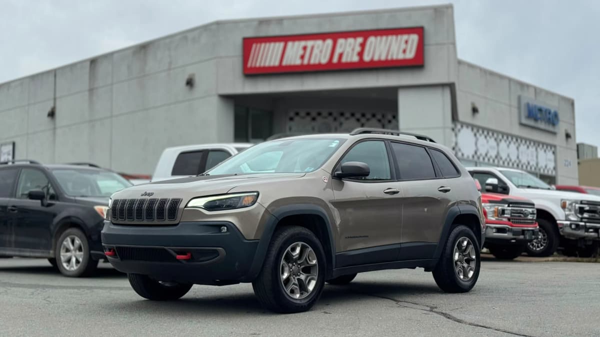 2019 Jeep CHEROKEE TRAILHAWK 4x4