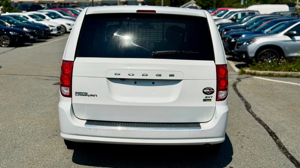 2019 Dodge Grand Caravan SXT 2WD Cargo Van photo 7