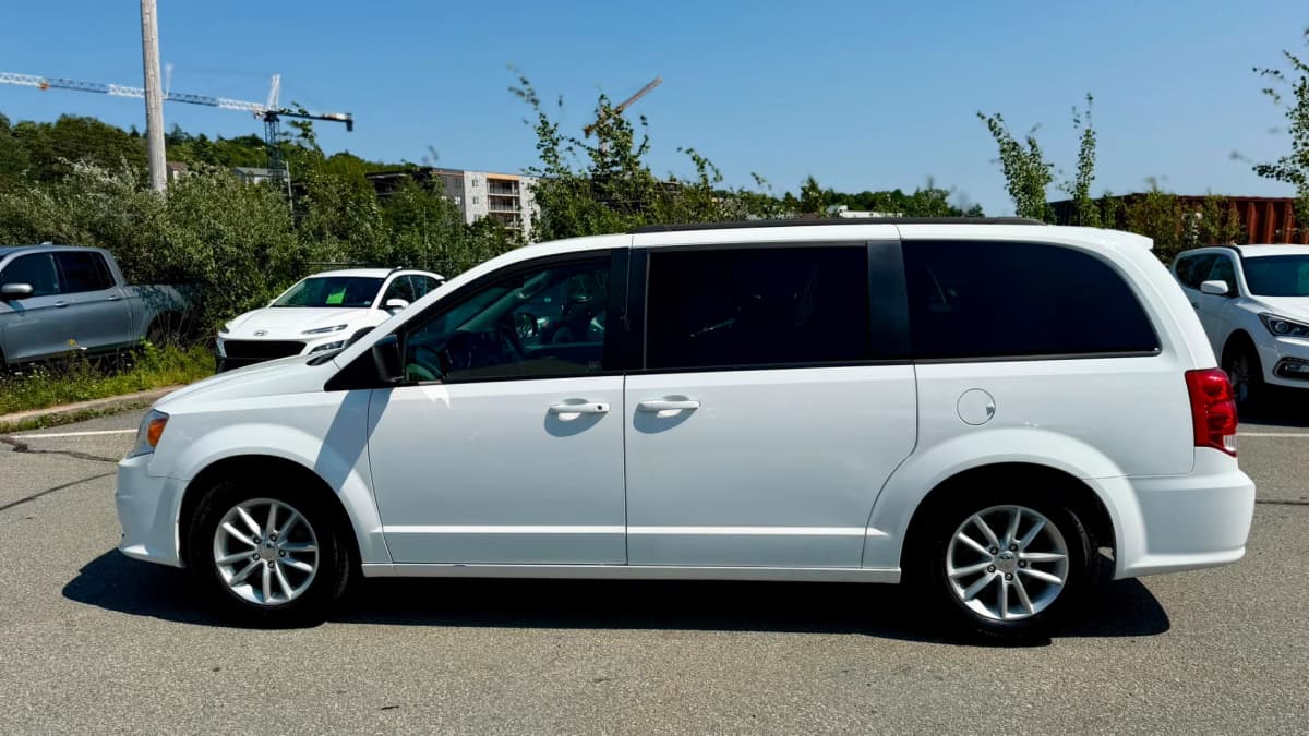 2019 Dodge Grand Caravan SXT 2WD Cargo Van photo 9