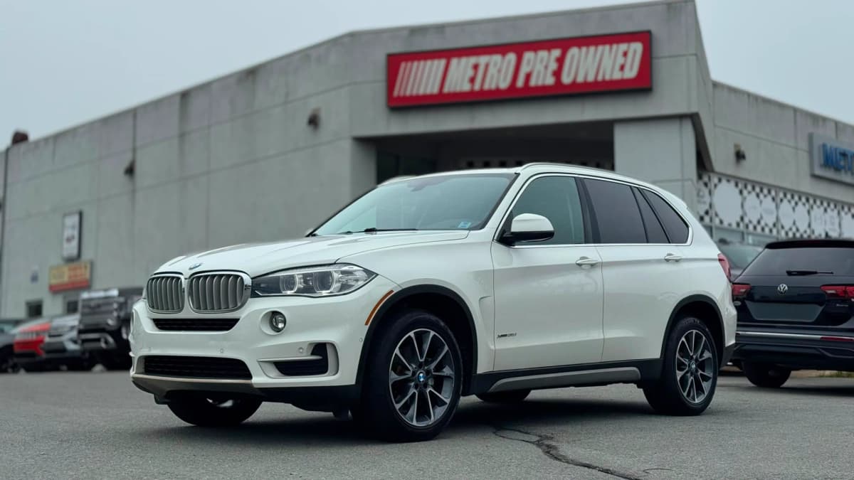 2017 BMW X5 XDRIVE35I AWD 4DR photo 1