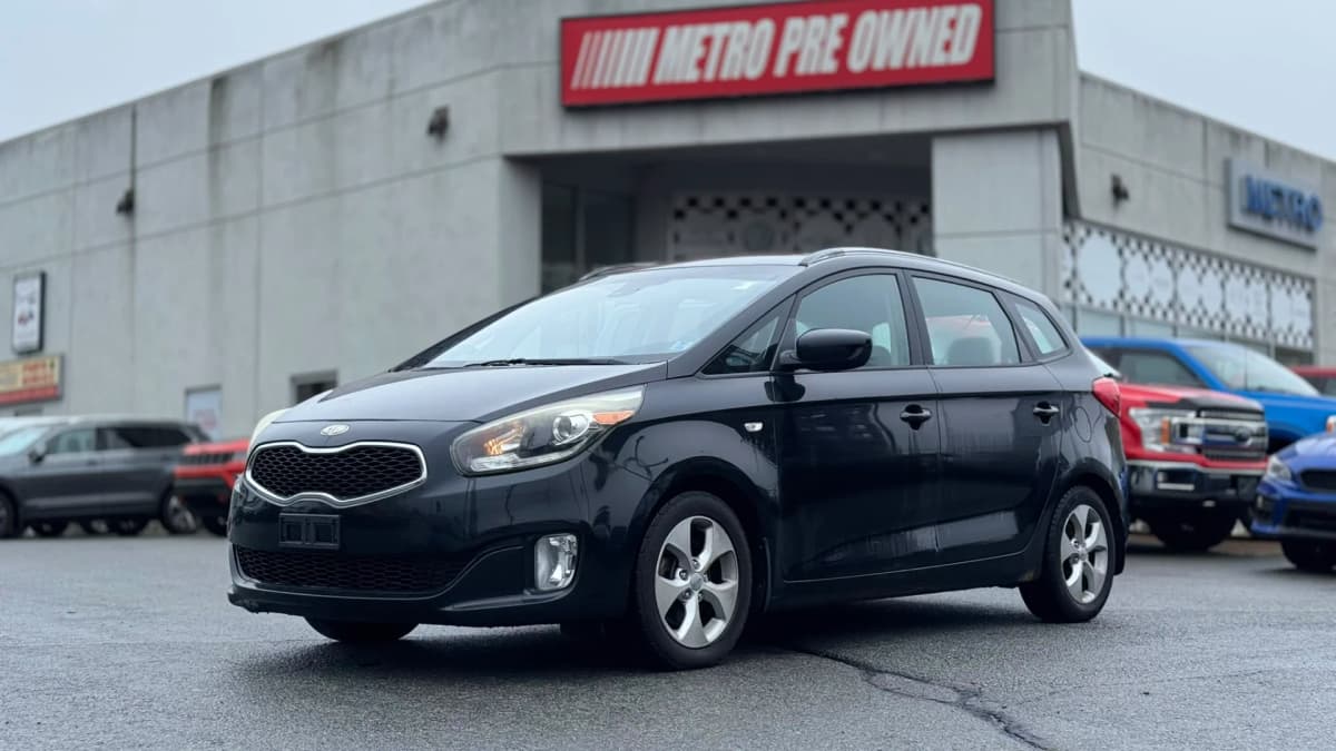 2014 KIA RONDO LX