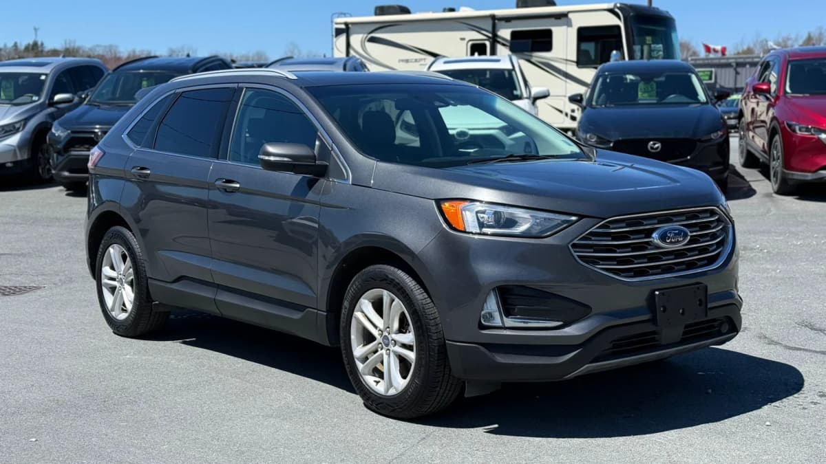 2020 Ford Edge SEL AWD photo 3