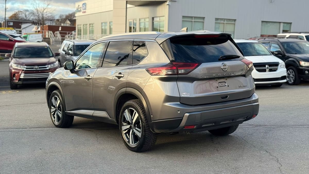 2024 Nissan ROGUE SL AWD photo 7