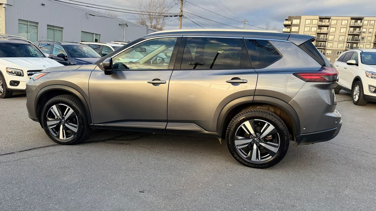 2024 Nissan ROGUE SL AWD photo 9