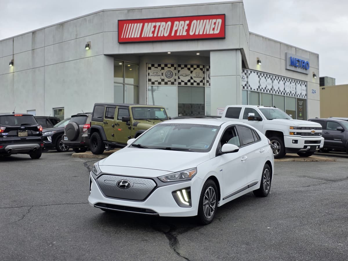 2020 Hyundai IONIQ ELECTRIC PREFERRED photo 1