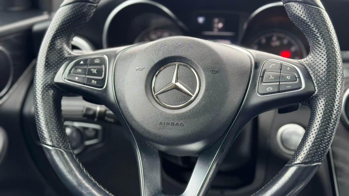 2019 Mercedes-Benz GLC 300 4MATIC photo 12