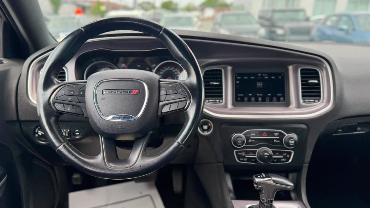 2019 Dodge CHARGER SXT 3.6L V6 photo 12