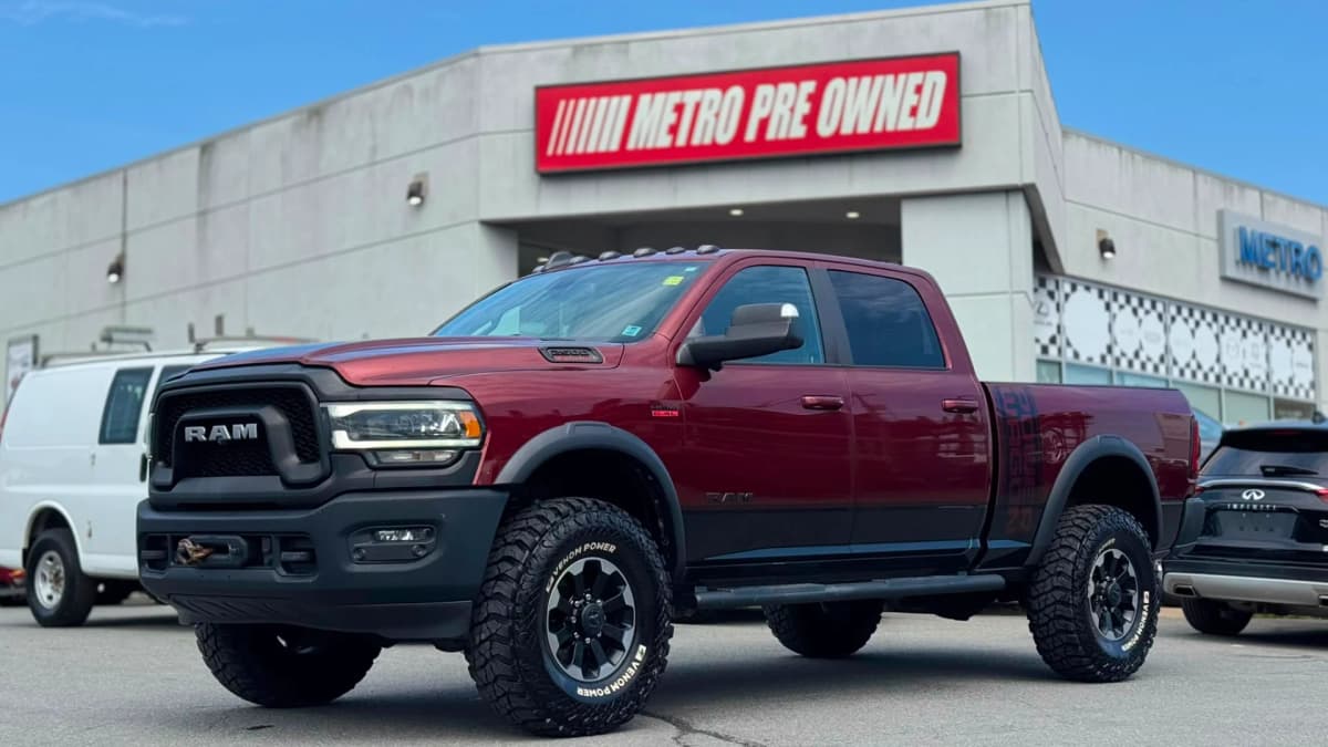 2019 RAM 2500 POWE RWAGON 4x4 Crew Cab 6'4" Box 6.4L V8