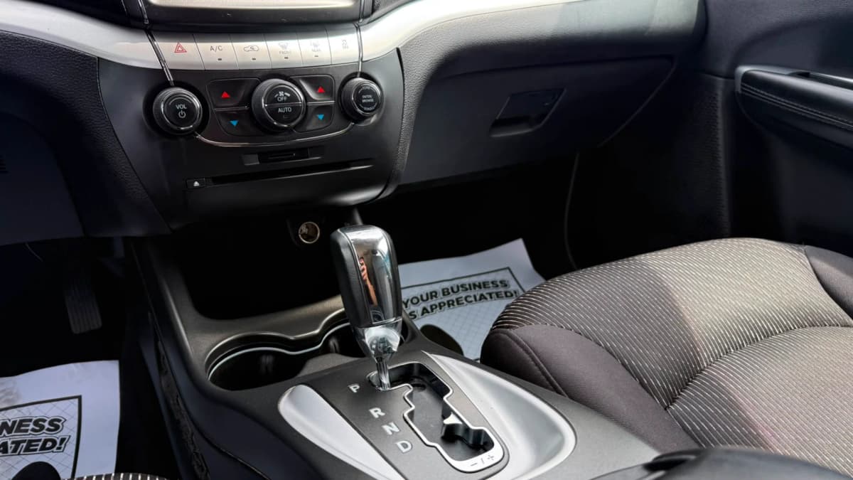 2013 Dodge Journey Crew FWD 7 Passenger photo 17