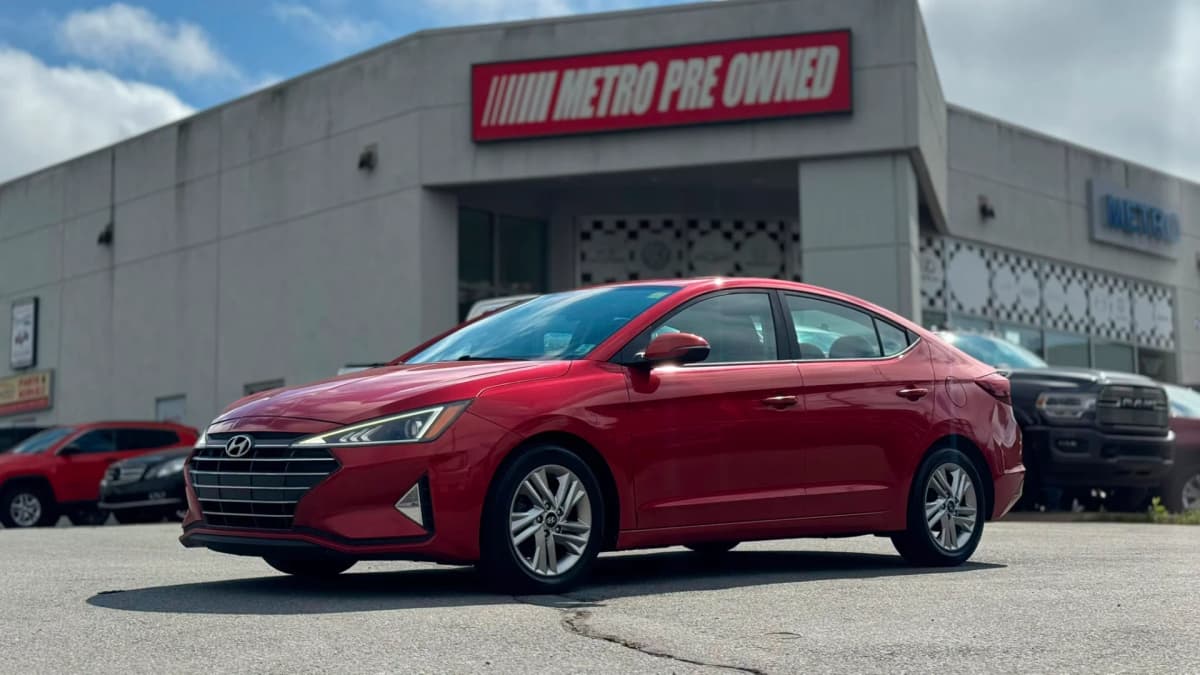 2020 Hyundai ELANTRA PREFERRED W/SUN & SAFETY PACKAGE