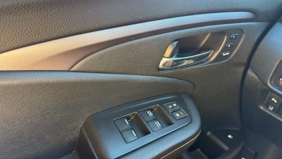 2022 Honda Ridgeline TOURING CREW CAB SHORT BED photo 18