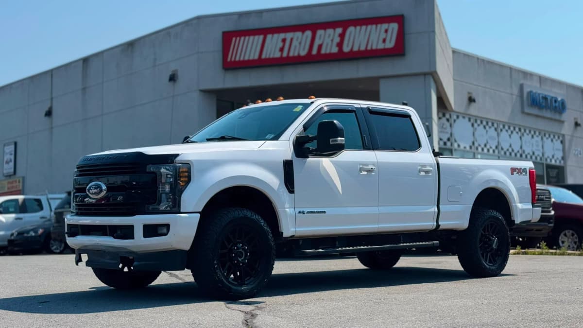 2019 Ford F-250 SUPER DUTY LARIAT 4WD Crew Cab 6.75' Box 6.7L POWER STROKE V8 TURBO DIESEL photo 1