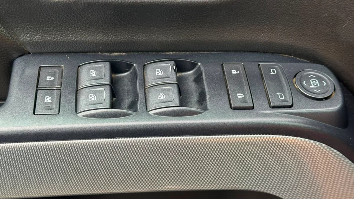 2018 Chevrolet SILVERADO 1500 LT 4WD DOUBLE CAB 143.5 photo 14
