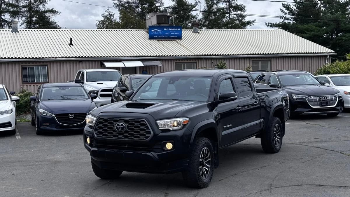 2022 Toyota Tacoma 4WD Double Cab 6' Bed V6 At (natl) Sr5