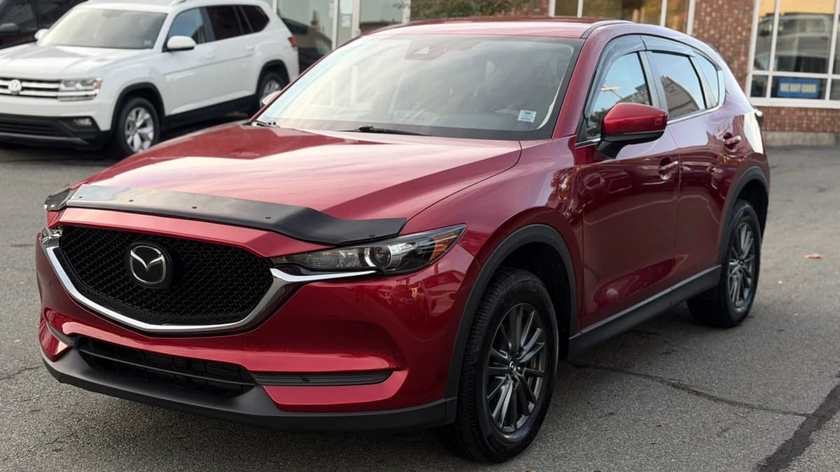 2019 Mazda CX-5 GS photo 1
