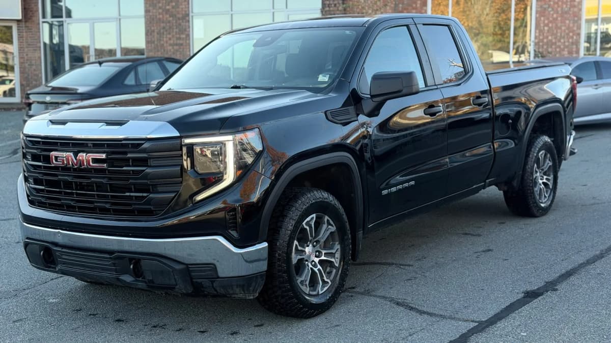 2023 GMC Sierra 1500 5.3L ECOTEC3 4WD Double Cab 147" Pro